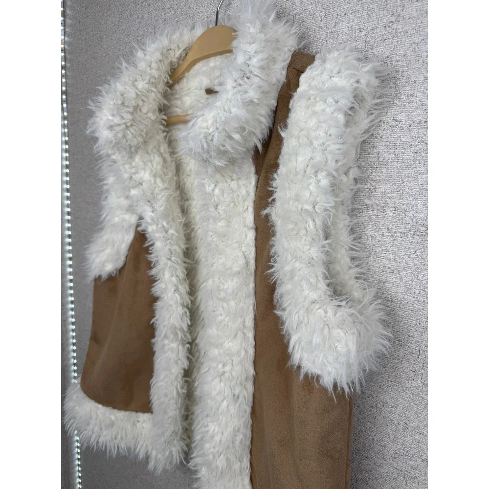 Old Navy Faux Fur Vest — Size M — Penny Lane Style Boho Tan